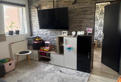 Se vinde ! Apartament cu 2 camere - 10