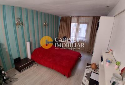 Apartament cu 3 camere decomandat, mobilat în Ultracentral