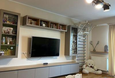 Apartament 3 camere renovat- Piata Alba Iulia