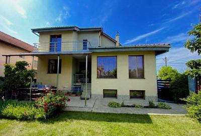 Casă individuală cu 9 camere în Bogdăneștilor