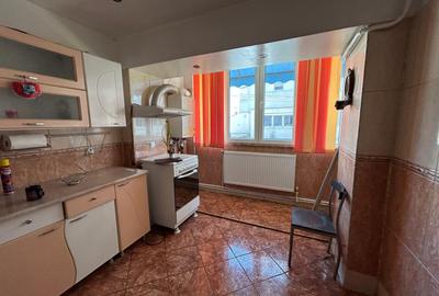 - Apartament 1 camera, zona Vidin, etaj 1 - 4