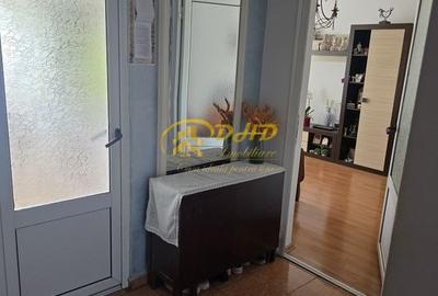 Apartament 3 camere - Tg. Cucu - 6