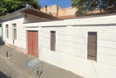 DE VÂNZARE — Două apartamente în zonă ultracentrală - 1