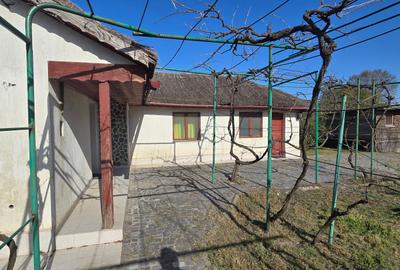 Exclusivitate-Vadu, zona centrala, casa 75mp, teren 1917 mp/31ml deschidere - 33