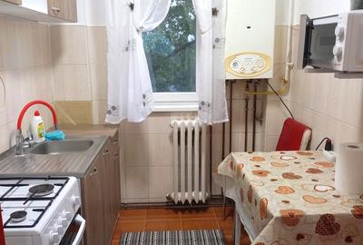 Apartament cu 2 camere semidecomandat, mobilat în Zimbru