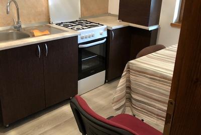 Chirie ap.1 camera , decomandat, amenajat-zona Lic.Unirea-la 10 min de UMF - 9