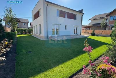 Casă cu 5 camere în Păulești