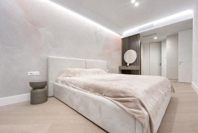 Apartament cu 3 camere semidecomandat, mobilat în Nord