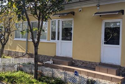 Proprietar,casa renovata ,teren 2000 mp deschidere 113 m,Farcasele Olt - 4