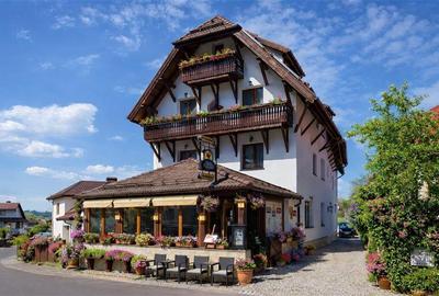 Spațiu comercial, de 600 mp, în Bran