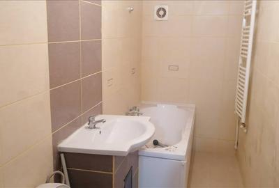 Apartament cu doua camere situat in zona centrala a mun. Focsani. - 9