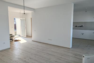 Casa 4 camere libera la vanzare SANPETRU - iesirea spre Harman - 21