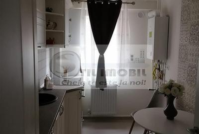 Apartament cu 3 camere decomandat în Bucium
