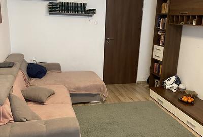 De vanzare apartament 3 camere Drumul Taberei - 1