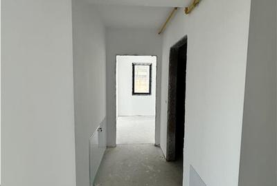 Apartament 3 Camere în bloc finalizat, etaj intermediar, construcție n - 17