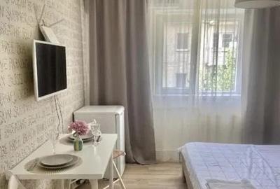 Dristor, garsoniera, 300 euro, 5 minute metrou, moderna - 2