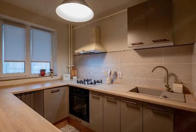 Apartament cu 2 camere decomandat, mobilat în Tomis Nord