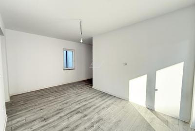 Finalizat. Etaj 1. Bucatarie inchisa. Loc de parcare acoperit. Drum asfaltat. - 2
