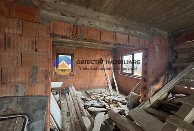Vila la rosu  + teren 500 mp de vânzare – Zona Fermelor - 15