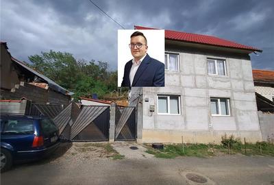 Casă individuală cu 4 camere în Petroșnița