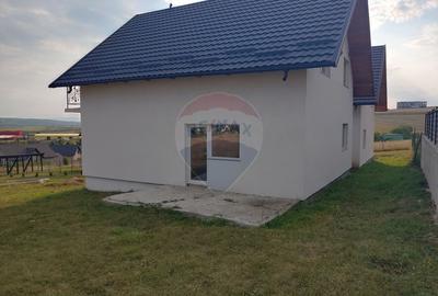 Casă / Vilă individuală cu 560 mp teren, de vânzare în Scheia, Suceava - 15
