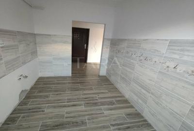 Apartament cu 1 cameră și balcon, mansardă în imobil cu 4 etaje. - 2