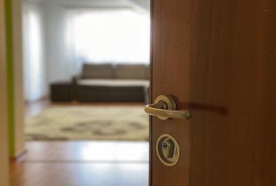 Apartament de inchiriat, zona linistita in cartierul Tractorul. - 2