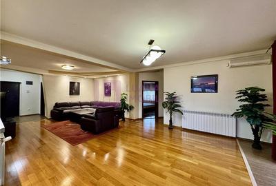 Apartament cu 3 camere decomandat, mobilat în Aeroport