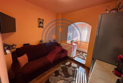 APARTAMENT 3 CAMERE, COMPLET MOBILAT SI UTILAT,  DE VANZARE - 4