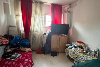 Vanzare Garsoniera, in Galati, Aurel Vlaicu, etaj 2, mobilata - 1