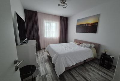 Vila cu 6 camere(living,4 dormitoare,mansarda amenajata),la calcan,1 min ratb - 9