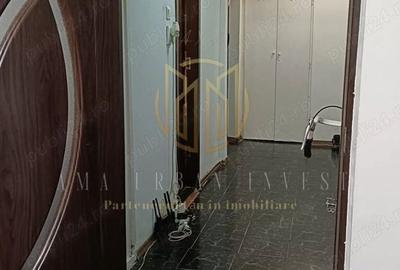 Bulevardul Tineretului 2 camere 55 mp an 1980 pret 118900eur - 1
