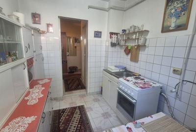 Apartament 3 Camere Micro 16 - Etaj 3, Centrală Proprie & Izolat - 8