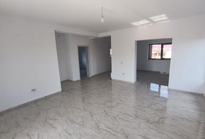 CASA SINGLE DEOSEBITA 4 CAMERE,VALEA LUPULUI ,IASI - 2