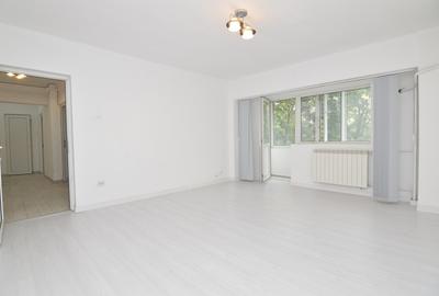 Apartament cu 2 camere decomandat în Decebal