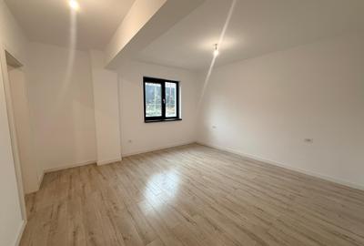 Birou 96 Mp + Grădină 43 Mp - Complex Nou - 3