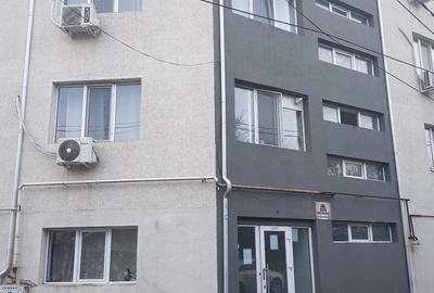 Apartament cu 2 camere semidecomandat în Rahova
