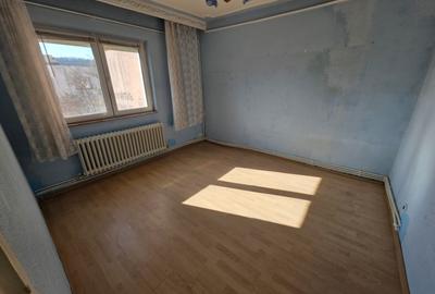 Apartament 2 camere decomandat - liber  - Mircea cel Batran - 1