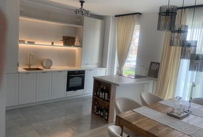 Apartament cu 2 camere decomandat, mobilat în Lipovei