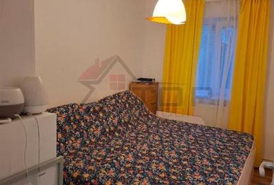 Etaj 2 - Galata Biserica Galbena, 3 camere decomandat, mobilat - 3