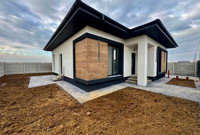 Casă individuală cu 4 camere în Berceni