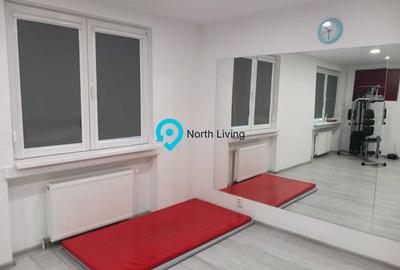 Apartament cu 3 camere decomandat în Victoriei