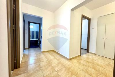 Apartament cu 3 camere de închiriat - 13