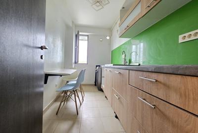 Apartament cu 3 camere decomandat în Theodor Pallady