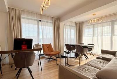 Penthouse cu 3 camere decomandat, mobilat în Tractorul