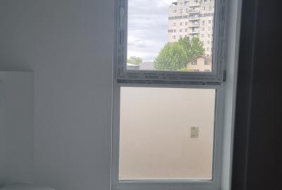 Apartament cu 3 camere,centrala proprie,mutare imediata,vedere superba catre Lac - 14