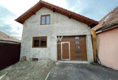 Casa de Vanzare CU GARAJ in Gusterita - Sibiu - 1