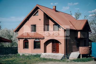 Vila de Vanzare | Rădăuți, Suceava | Pret:  350.000€ - 1