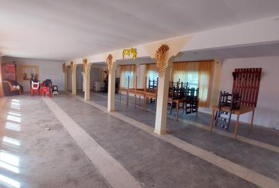 Spatiu Evenimente ,Teren si cladiri Vanatori (Stone Park-Hora Miresei) - 11