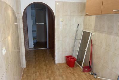 Apartament 2 camere , zona ultacentrala - Casa de Pensii , decomandat 54 mp , re - 5